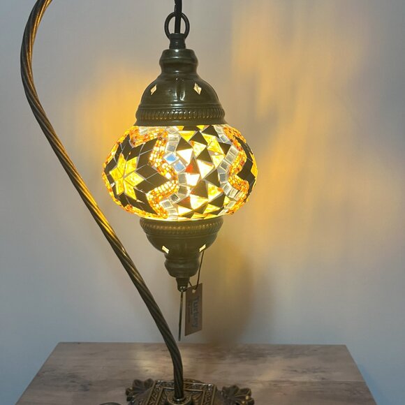 Mosaic Table Lamp White  Bedside Lampshade Light - Picture 14 of 14